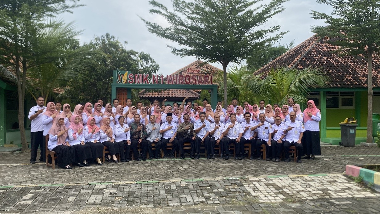 Gelar Acara Pisah Sambut Kepala Sekolah dan Pelepasan ASN P3K