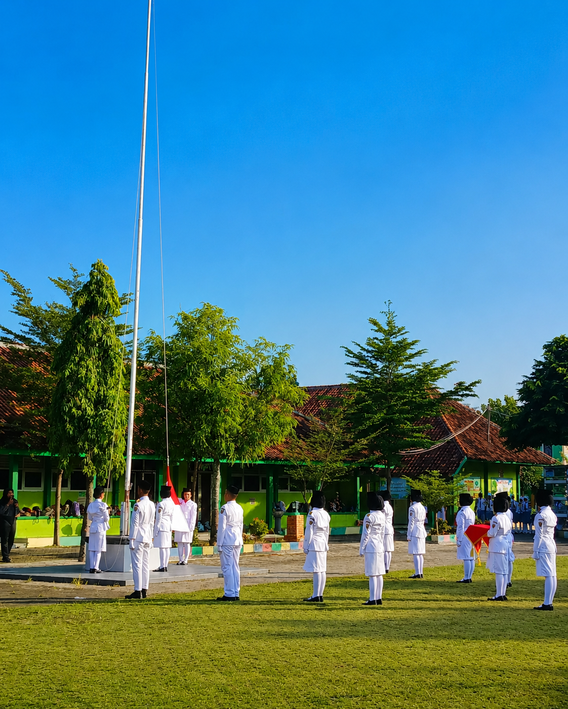 Pasukan Pengibar Bendera (PASKIBRA)
